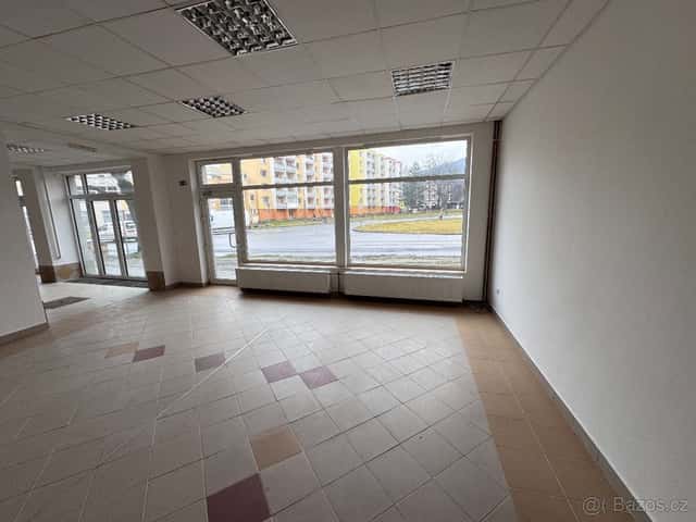 Pronájem obchodního prostoru, ul. nám. Svobody, Jeseník., okres Jeseník