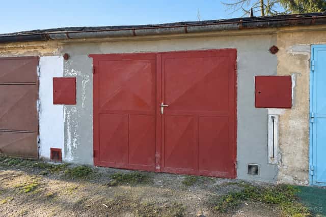 Prodej garáže, Horní Počaply, okr. Mělník, okres Mělník