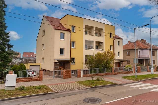 Prodej bytu 3+1 se zahradou a parkovacím stáním, okres Brno-město