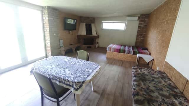 🏡 Prodej Studia, Slup u Znojma cca 450 m2 🏡, okres Znojmo
