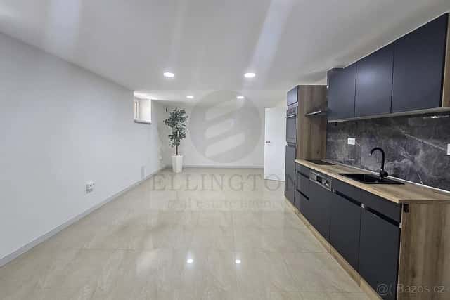 Ateliér, 50m2, Praha 8, Praha 8