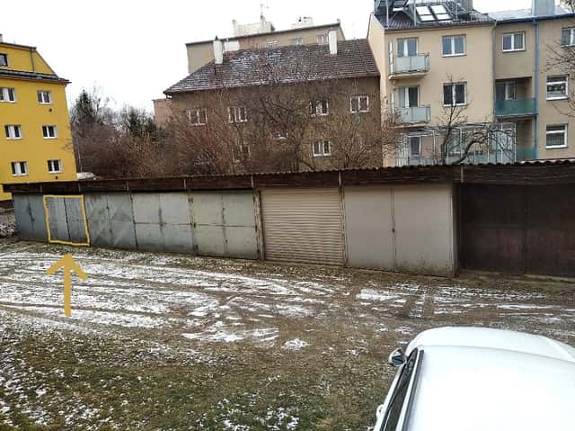 garáž v Brně-Židenicích, okres Brno-město