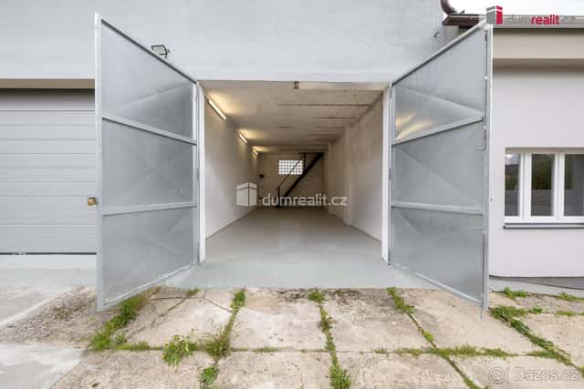 Pronájem garáže 50 m2 - Hředle, okres Rakovník