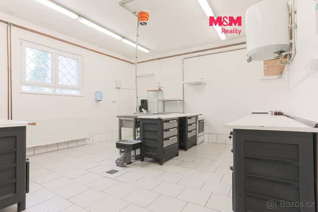 Pronájem obchod a služby, 73 m², Karlovy Vary, ul. Sopečná, okres Karlovy Vary