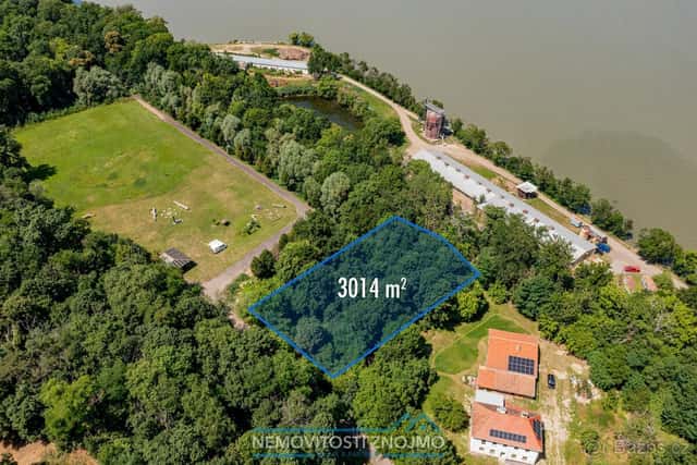 Prodej stavebního pozemku, 3014m2, k.ú. Jaroslavice u Znojma, okres Znojmo
