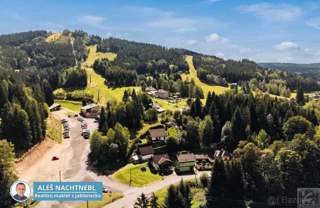 Investiční objekt přímo u lyžařského areálu Tanvaldský Špičá, okres Jablonec nad Nisou