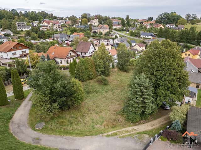 Prodej pěkného stavebního pozemku (1379 m²), Vyskytná nad Ji, okres Jihlava