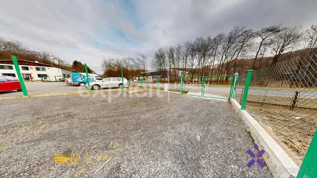 Pronájem komerčního pozemku 200 m², Neubuz, ev.č. 02893, okres Zlín