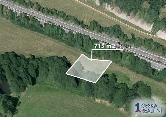 Pole 715 m², okres Olomouc