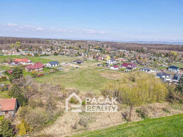 Prodej stavebních pozemků o výměře 13.391 m² v Kroměříži, Ho, okres Kroměříž