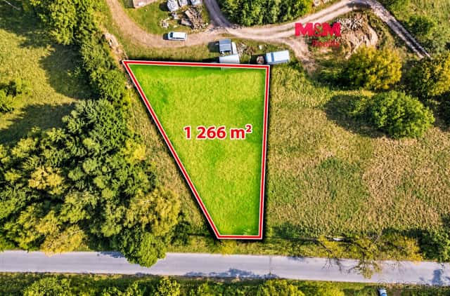 Pozemek k bydlení ve Škrdlovicích, 1 266 m², okres Žďár nad Sázavou