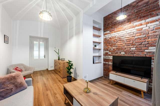 byt 3+kk Gorazdova, 56m2, pronájem i AirBnB, Praha 2