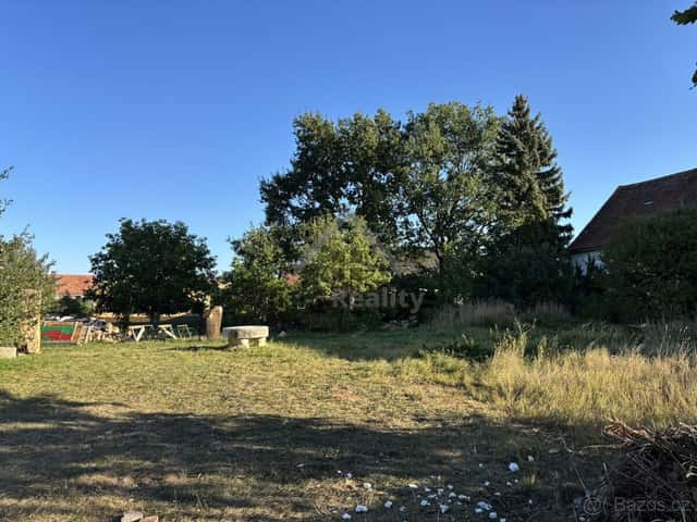 Stavební parcela o výměře 1.076 m2, Jaronice, okres České Budějovice