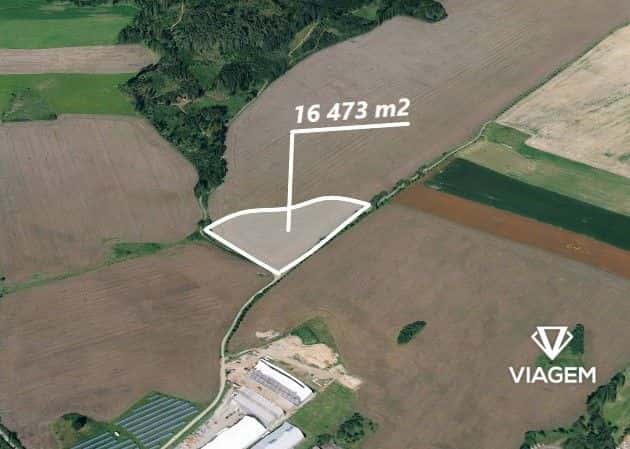 Pole 16 473 m², okres Příbram