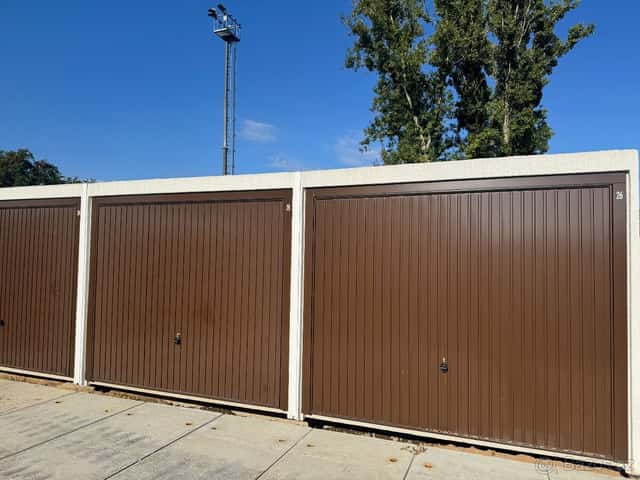 Pronájem garáže 18m², okres Praha-východ