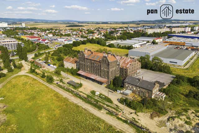 Rozsáhlý průmyslový areál v Olomouci - komerční pozemek, okres Olomouc