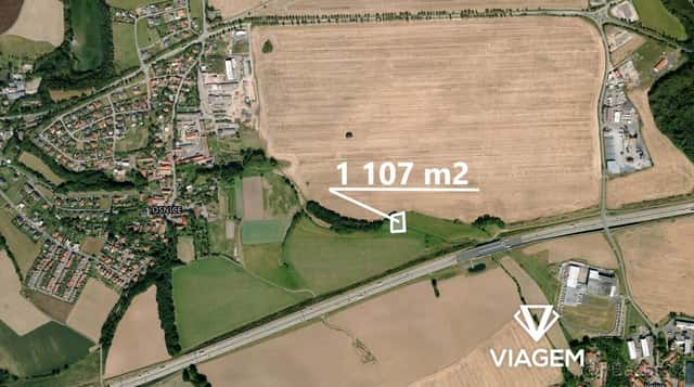 Pole 1 107 m², okres Praha-západ