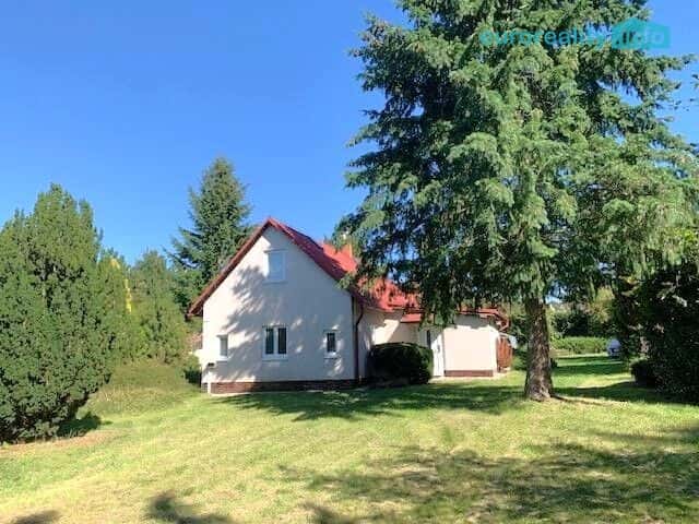 Prodej, chata,195 m2, pozemek 2 212 m2, Dolní Břežany, okres Praha-západ