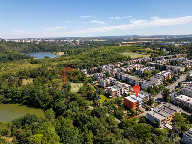 Prodej rodinného domu se 3 byty, Staňkova, Praha - Háje, Praha 4