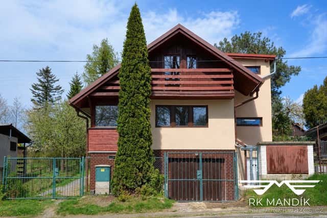 Prodej chaty 121m², Babice, ev.č. 789-Babice, okres Praha-východ