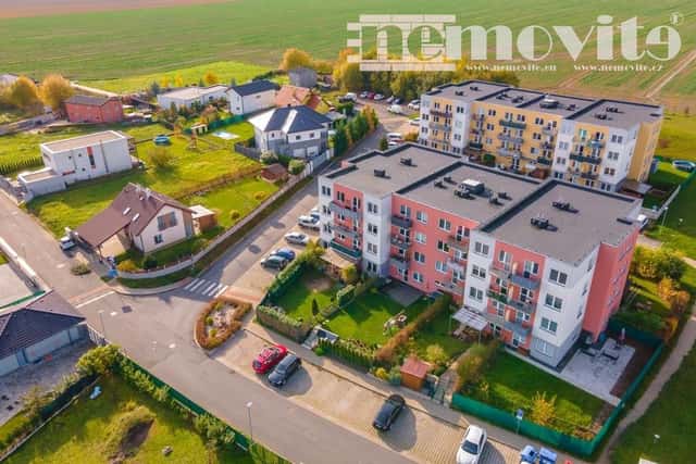 Exkluzivně nabízíme na prodej byt 2+kk/B, 68m² + 2 parkovací, okres Praha-západ