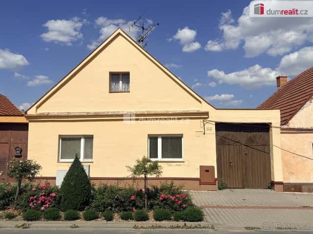 Stavební pozemek, ul. Dlouhá, Pohořelice, Brno venkov, okres Brno-venkov