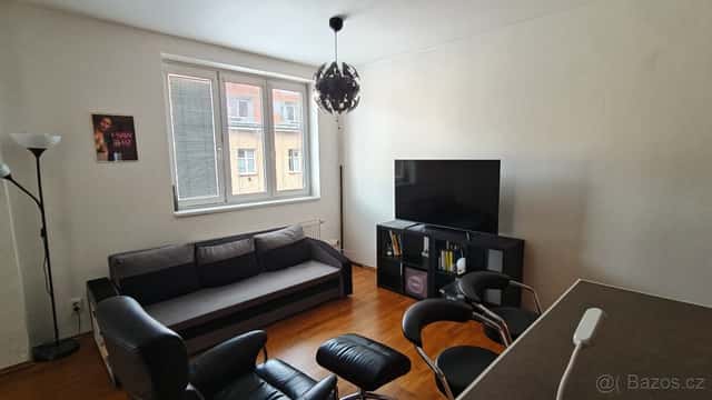 Prodej útulného bytu 2+kk v Záběhlicích (48 m²), Praha 10