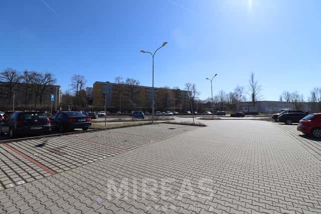 Pronájem parkovacího stání 13 m2, Milovice - Mladá, okr. Nym, okres Nymburk