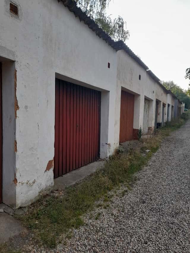 garáž o velikosti 21 m2, Dýšina, Tovární ulice, okres Plzeň-město