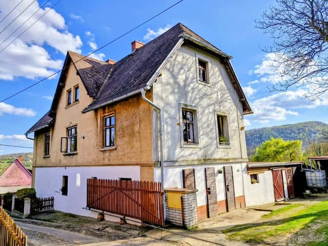 REZERVACE Rodinný dům se zahradou a bazénem Jílové u Děčína, okres Děčín