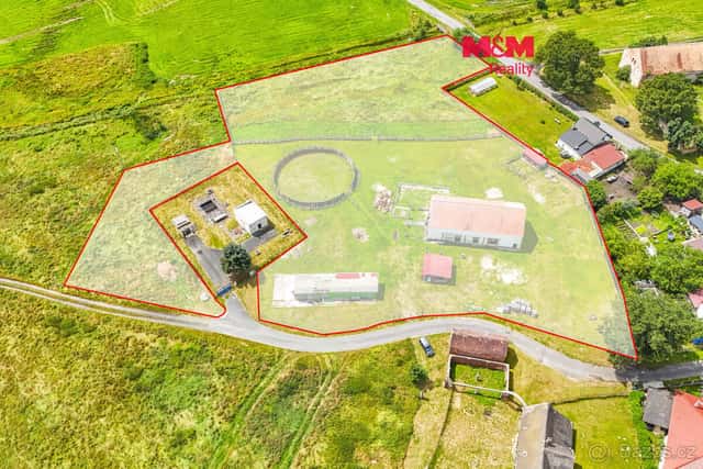 Prodej zemědělského objektu s pozemkem 10428 m², Křižovatka, okres Cheb
