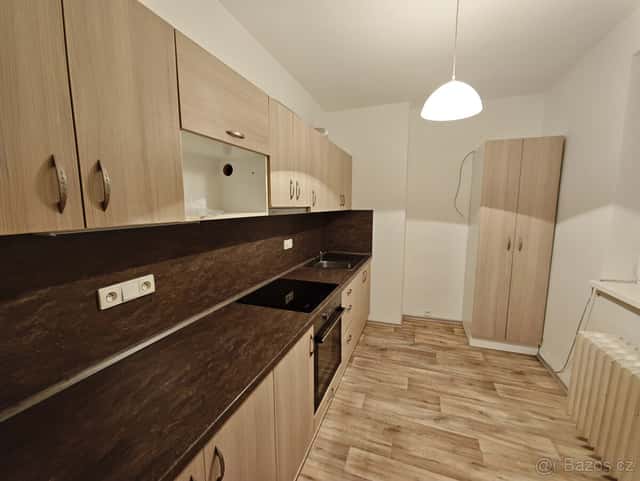 Pronájem, Byty 2+1, 52 m² - Skuteč, okres Chrudim