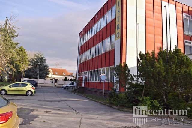 Pronájem kanceláře 36 m2 Velkomoravská, Hodonín, okres Hodonín