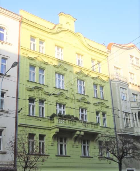Pronájem komerčního prostoru (kavárny) v ulici Jaromírova, P, Praha 2