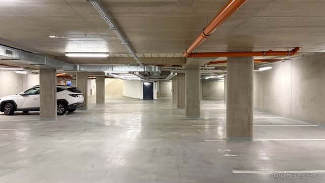 Parkovací stání Brno, Hvězdová, okres Brno-město