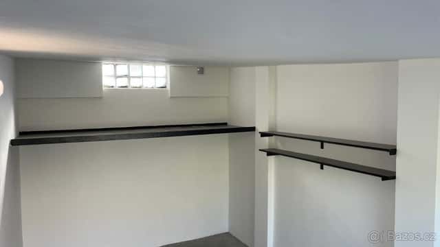 PRODEJ ČISTÉ, SUCHÉ GARÁŽE, 18M2, HAVÍŘOV, okres Karviná