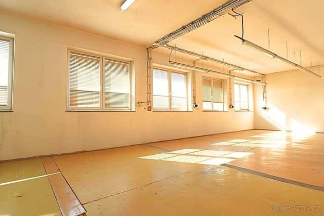 Pronájem výrobního prostoru 100 m², Brno - Horní Heršpice, okres Brno-město