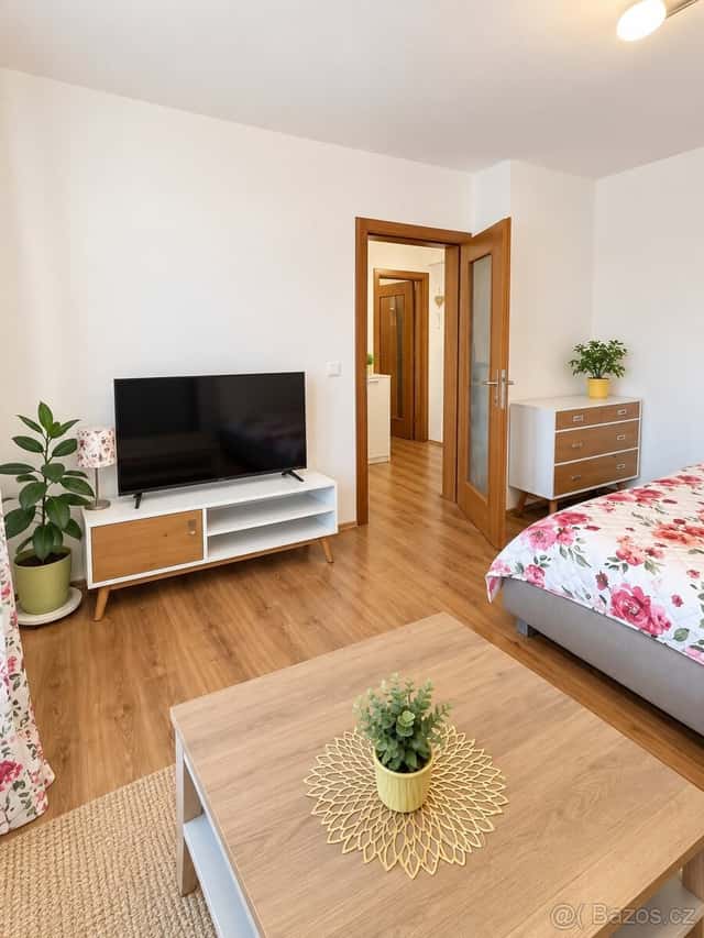 K PRONÁJMU byt 3+1 HODONÍN – BAŽANTNICE, okres Hodonín
