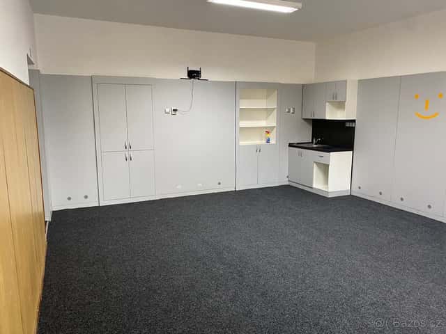 Nabízíme pronájem komerčních prostor v Šumperku., okres Šumperk