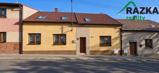 Prodej dvougeneračního rodinného domu 7+1 (165..., okres Tachov