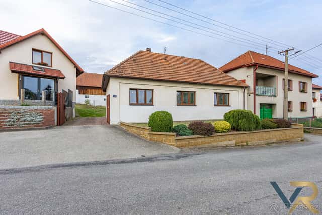 Prodej rodinného domu 171 m², pozemky 1 750 m², Částkovice (, okres Pelhřimov