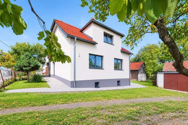 Nadstandardně zrekonstruovaný rodinný dům 4+1 se zahradou ve, okres Třebíč