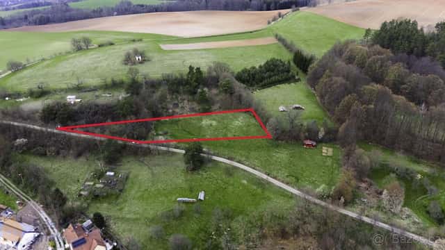 Prodeji stavebního pozemku pro bydlení o výměře 2.184 m2 v o, okres Blansko