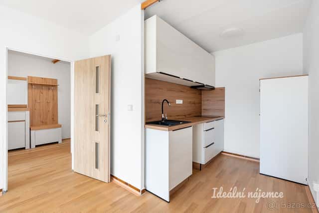 Pronájem bytu 2+kk, Ohradní, Michle, 19000 Kč/měs, 2515 Kč p, Praha 9