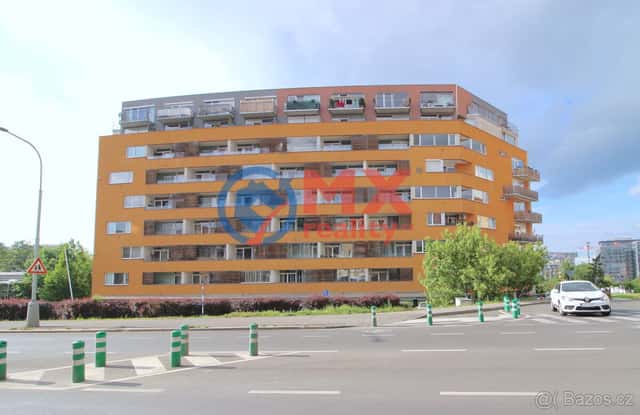 Pronájem, byt 1+kk, 51 m2, Praha 9 - Vysočany, ul. Skloněná, Praha 9