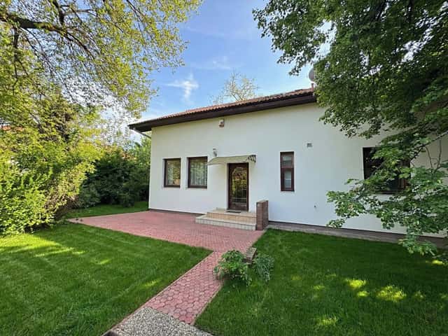 Rodinný dům 242 m² k rekonstrukci, Praha 4 – Vinohrady, Praha 4