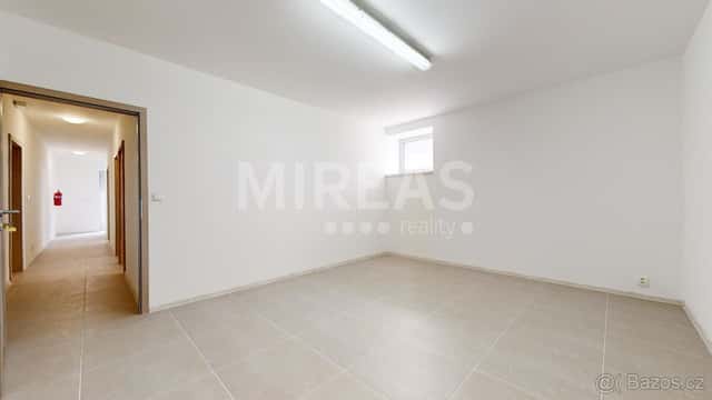 Milovice, pronájem kanceláře/prostoru 20 m2, okr. Nymburk., okres Nymburk