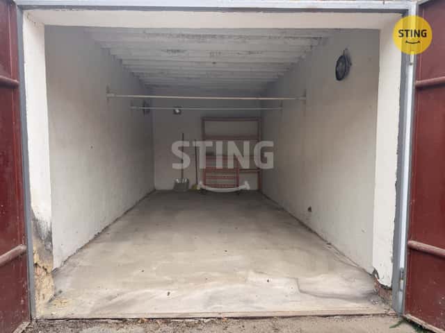 Garáž o velikosti 22 m² Brno Řečkovice, 134890, okres Brno-město