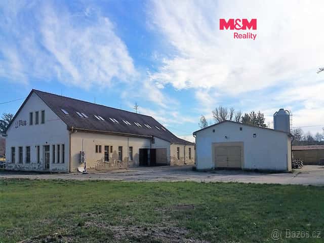 Pronájem areálu, 9209 m², Terezín, ul. Pražská, okres Litoměřice