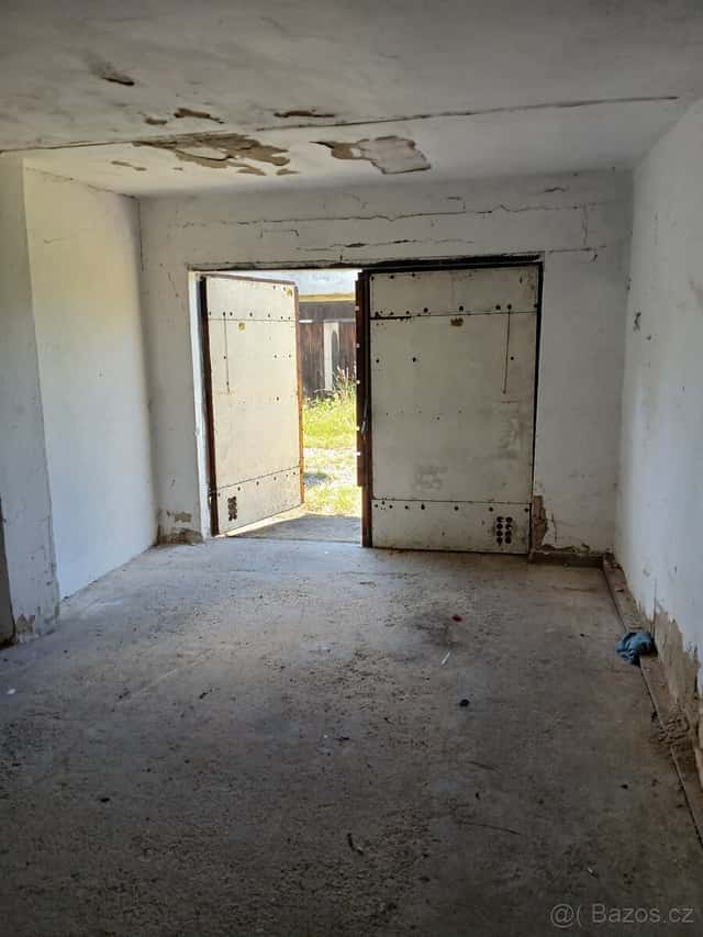 PRONÁJEM Garáže v Újezdečku, okres Teplice